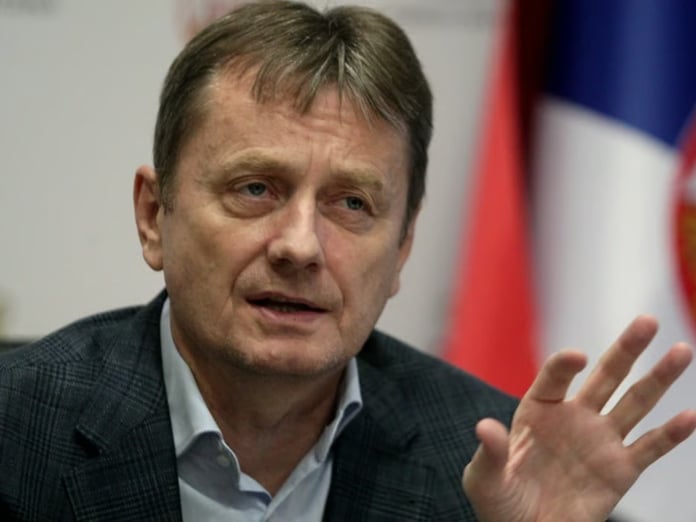 Sırp Bakan Glisic canlı yayında beyin kanaması geçirdi