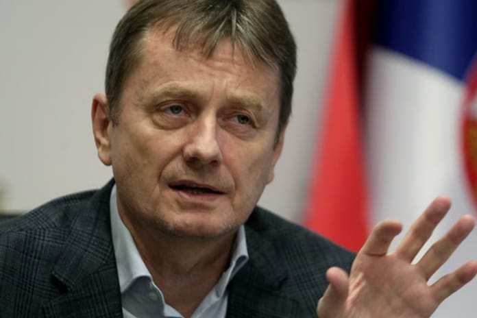 Sırp Bakan Glisic canlı yayında beyin kanaması geçirdi