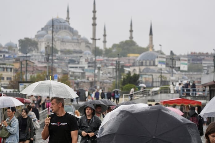 Hafta sonu hava durumu nasıl? Meteoroloji ile 4-5 Ekim hava nasıl olacak, yağmur yağacak mı?