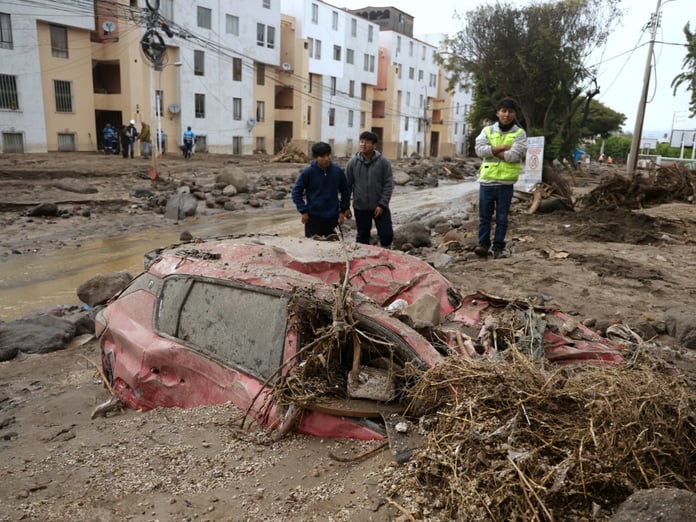 Brezilya'nın Juiz de Fora kentini vuran selde can kaybı artıyor