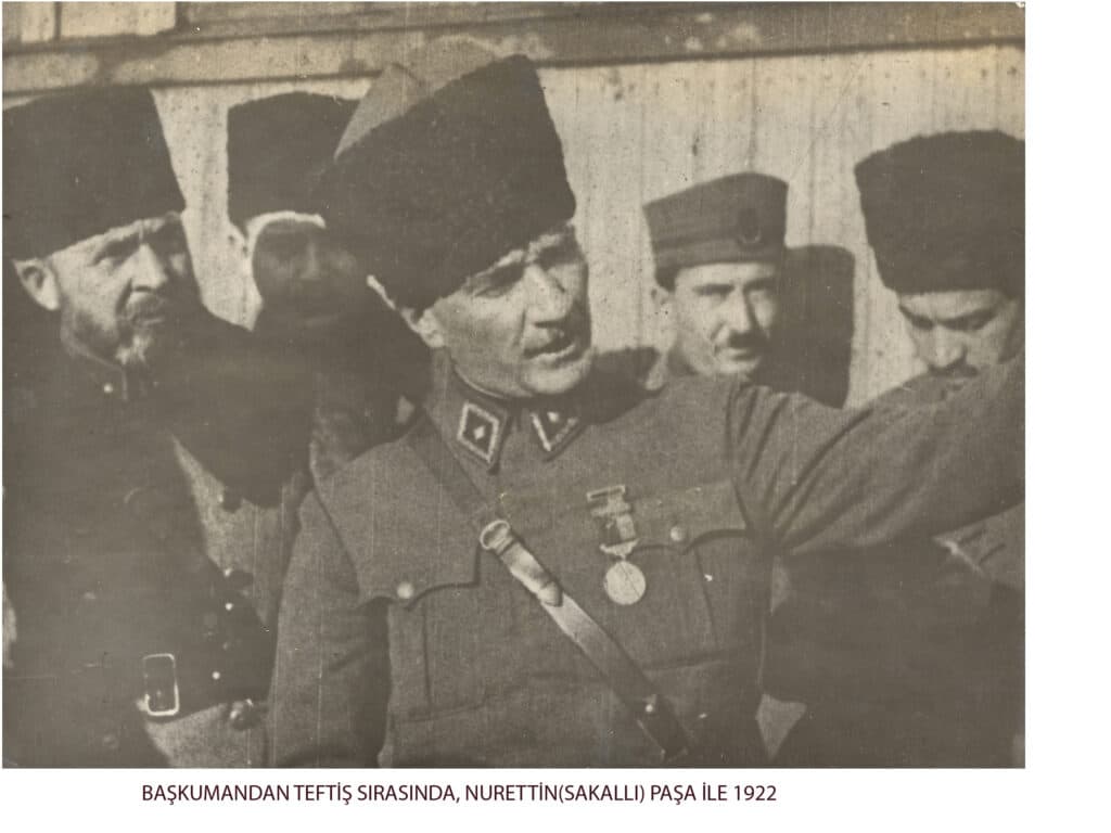10 Kasım Atatürk fotoğrafları ve şiirleri