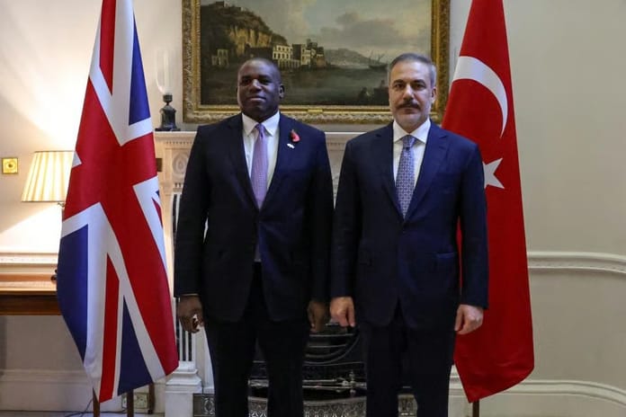 Dışişleri Bakanı Fidan İngiliz mevkidaşı Lammy ile telefon görüşmesi gerçekleştirdi