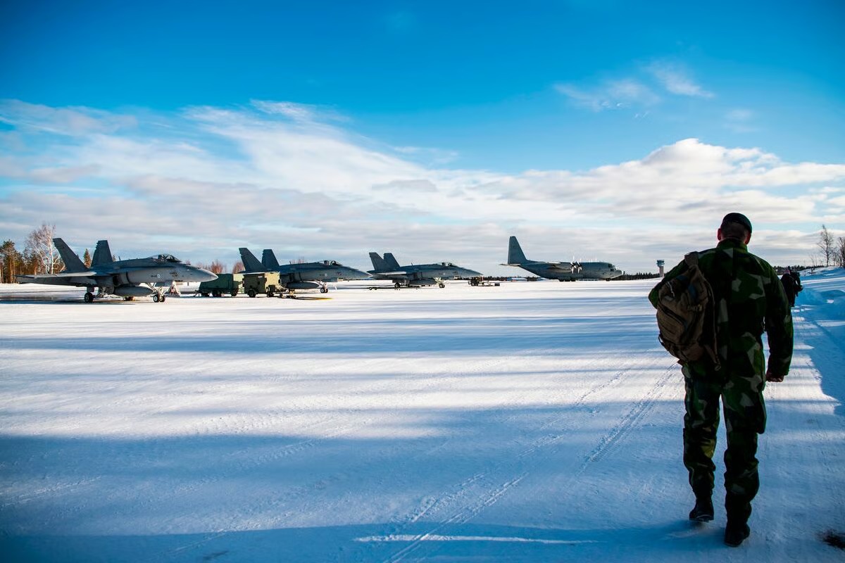 NATO Expands Arctic Command as EU Sanctions Russia's Shadow 