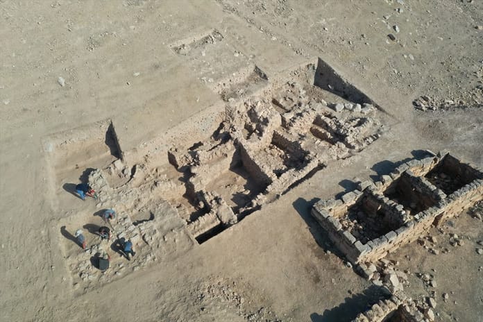 Şanlıurfa'da 3 bin yıllık kamusal yapı keşfedildi
