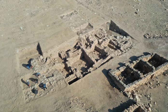 Şanlıurfa'da 3 bin yıllık kamusal yapı keşfedildi