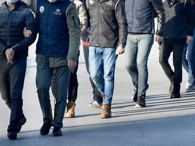 İstanbul'da iş yeri kurşunlayanlara operasyon: 10 gözaltı