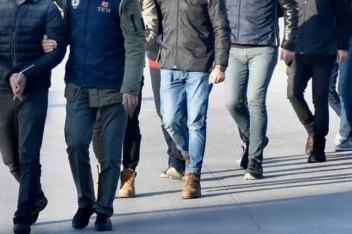 İstanbul'da iş yeri kurşunlayanlara operasyon: 10 gözaltı