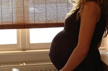 Cezadan kaçmak için sürekli doğum yapıyorlar: Hakimden Adalet Bakanlığı'na 'infaz erteleme' başvurusu