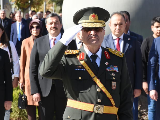 Yeni Kara Kuvvetleri Komutanı Metin Tokel kimdir?