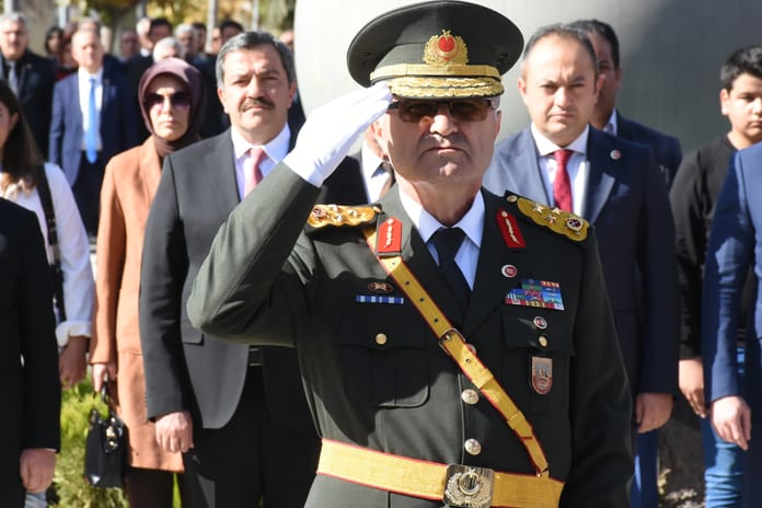 Yeni Kara Kuvvetleri Komutanı Metin Tokel kimdir?