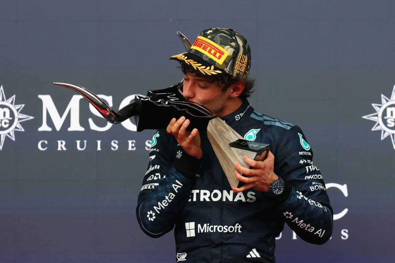 Austin'de kazanan Kimi Antonelli, şampiyonluk kutlamasını Meksika'ya bıraktı