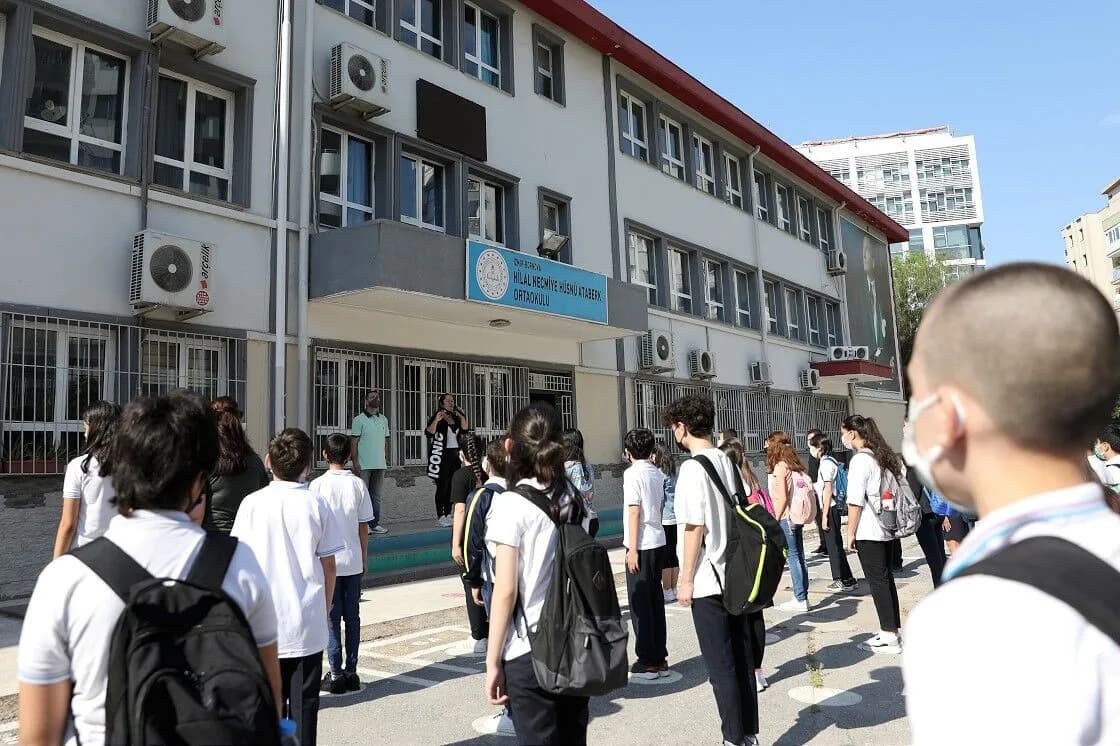 Bakan Yusuf Tekin okul kıyafeti açıklaması