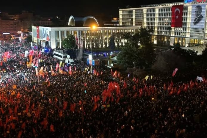 Saraçhane'de gözaltına alınan 15 kişiden 13'ü tutuklandı