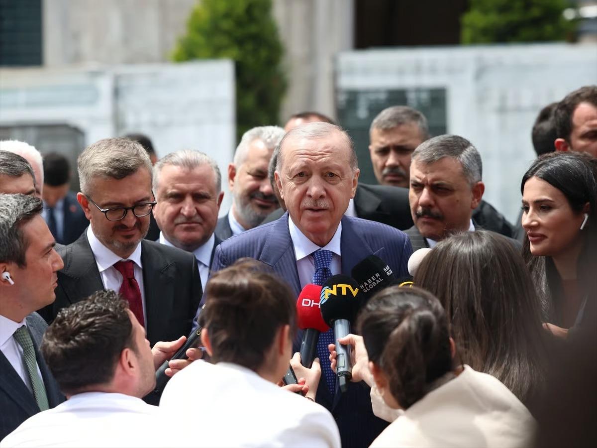 Erdoğan'dan Ayasofya çıkışında fetih mesajı