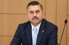 Şile Belediye Başkanı Özgür Kabadayı, İçişleri Bakanlığı tarafından görevden uzaklaştırıldı