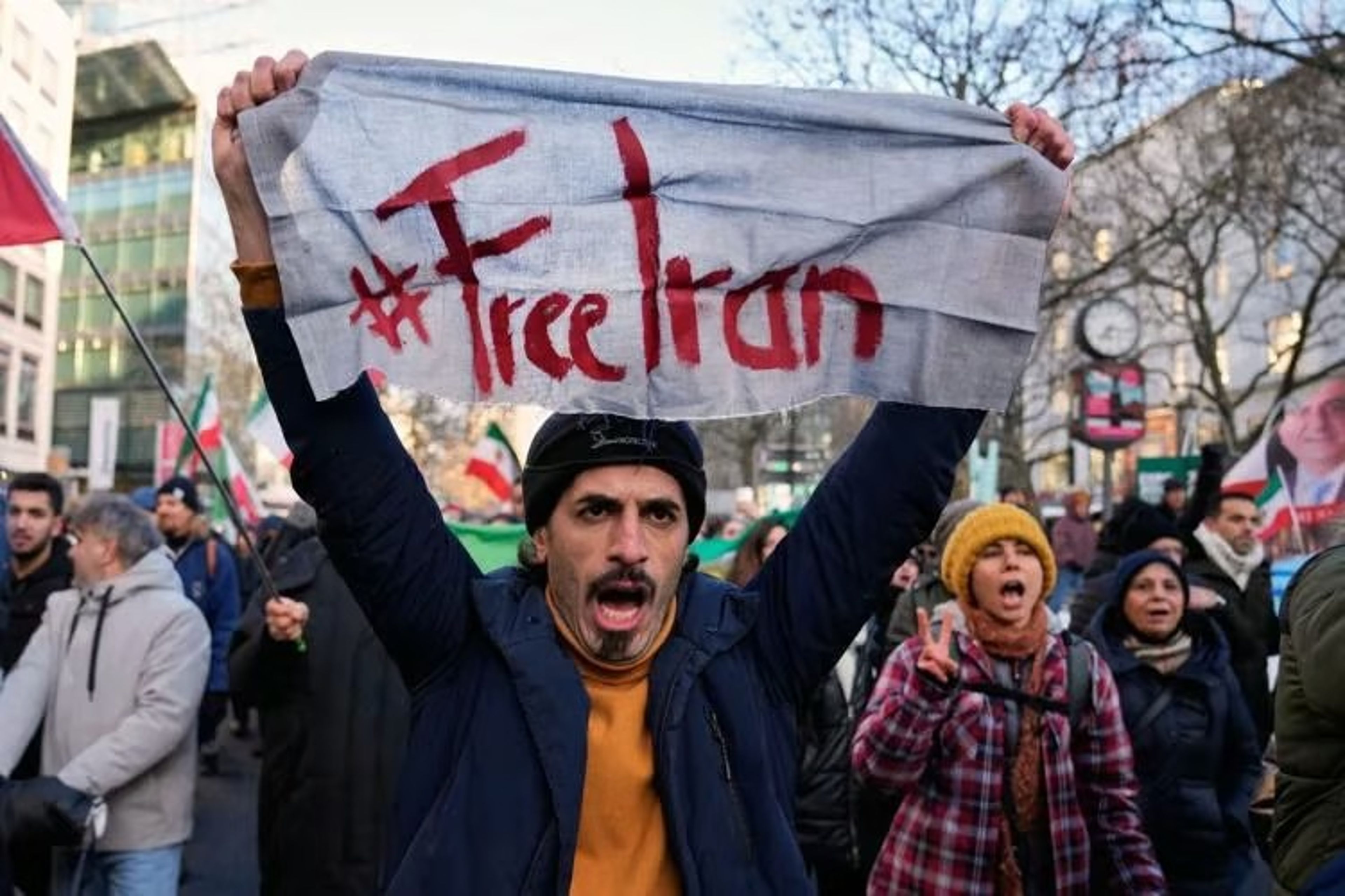 Güney Azerbaycan Türklerinin İran protestolarına yaklaşımı nasıl?