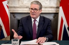 İngiltere’den 16 yaş altına sosyal medya yasağı hazırlığı