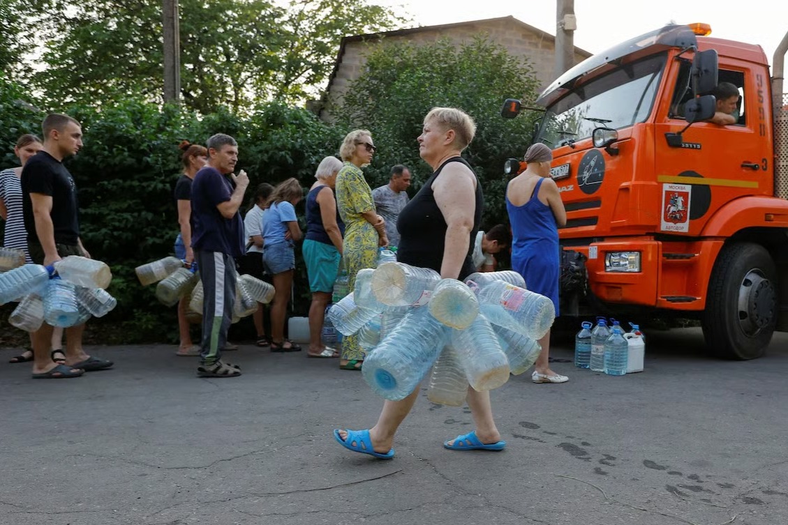 Donetsk Water Crisis Sparks Appeals To Putin