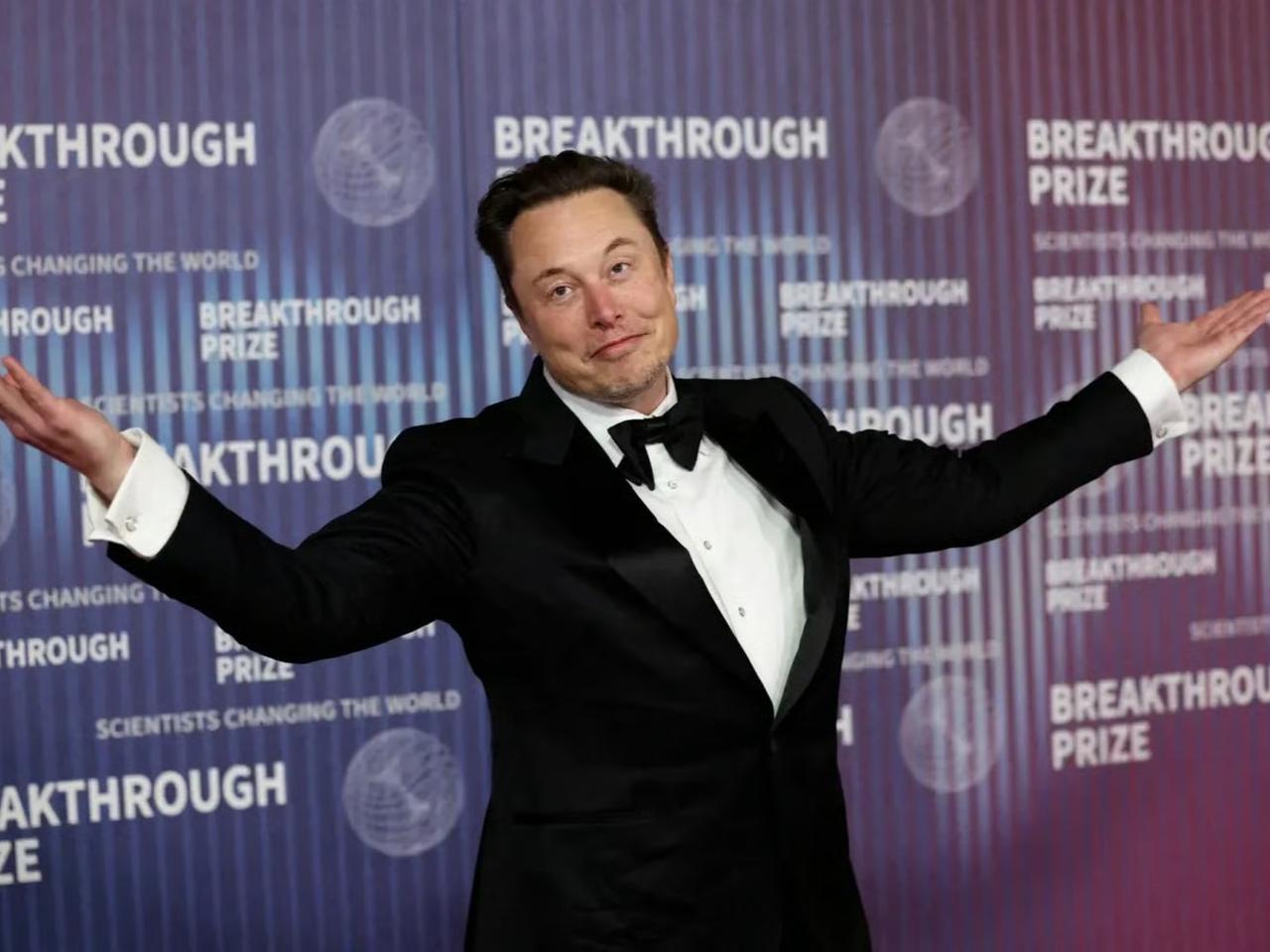 Elon Musk servetini katladı