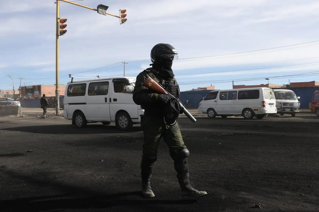 Bolivya'da OHAL ilan edildi