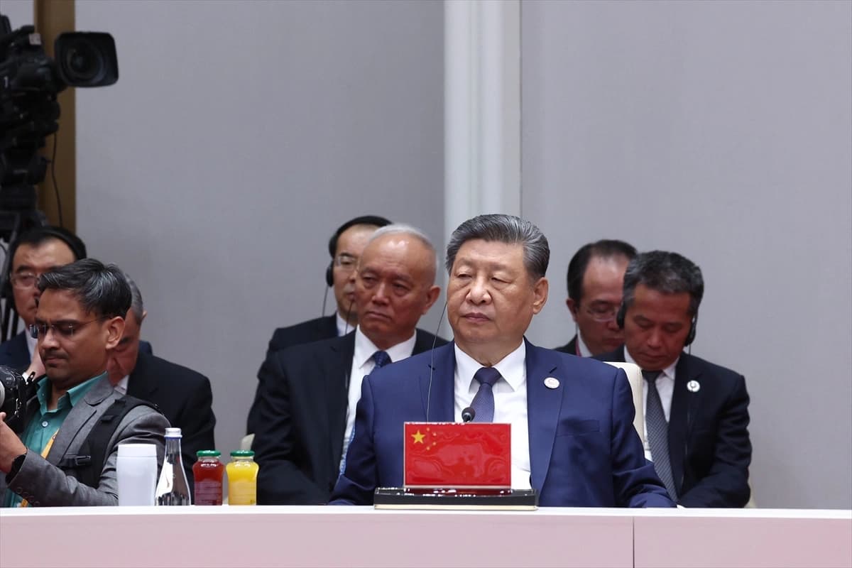Şi'den BRICS ülkelerine çağrı: Tarihin doğru tarafında yer alın