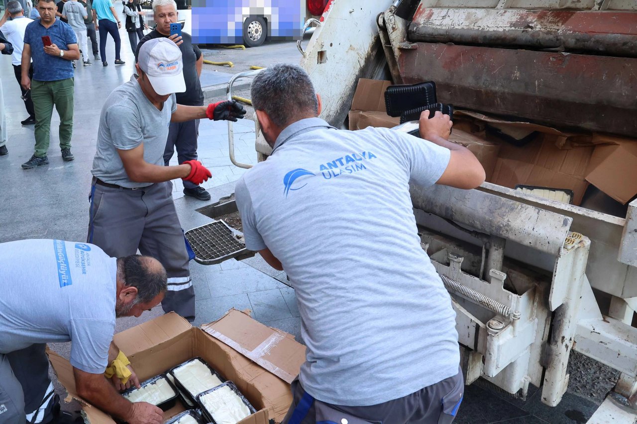 Usulsüz taşınan 700 kilogram peynir imha edildi