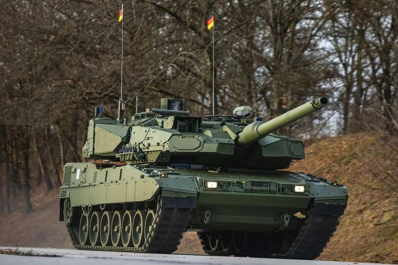 Leopard 2 tedarikçisi Renk’te sipariş gecikmesi