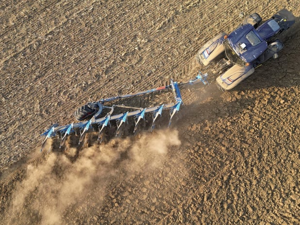 Akdenizli çiftçiler yangınlar, kuraklık ve yükselen maliyetlerle mücadele ediyor
