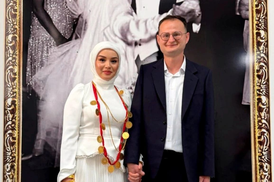 Özbek gelin 3 gün 3 gecelik düğün sonrası 5 milyon TL değerindeki takılarla kaçtı
