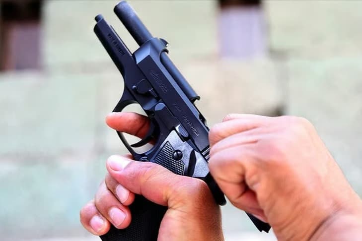 Silahlı paylaşım yapan "sanal çeteler" çökertildi: 19 yakalama