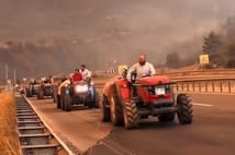 İznikli çiftçiler yangın söndürme çalışmalarına destek olmaya gitti