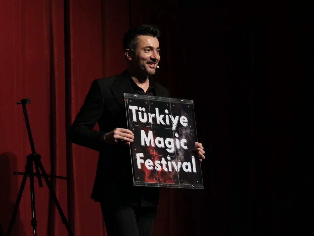 Dünyaca ünlü sihirbazlar Türkiye Magic Festival’de