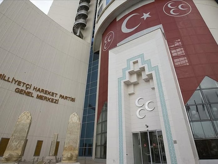 MHP'de 'tasfiye' depremi sürüyor! Bir il teşkilatı daha feshedildi 