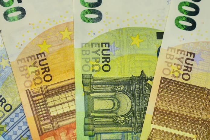 Bugün Euro kaç TL? 24 Şubat Euro/TL alış-satış ne kadar?