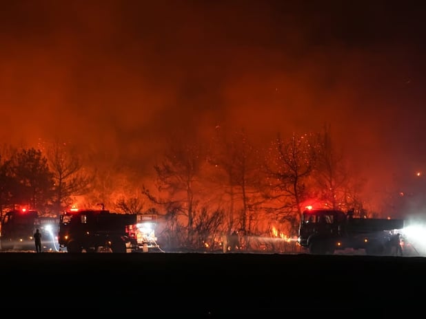 Tekirdağ Şarköy'deki yangın Gelibolu'ya sıçradı: Yangına müdahale devam ediyor