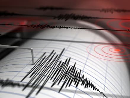 Japonya'da 7.2 büyüklüğünde deprem