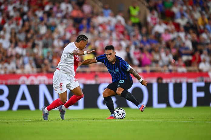 Monaco erken öne geçti, Hakan Çalhanoğlu kırmızı kart gördü: Inter 10 kişiyle kazandı