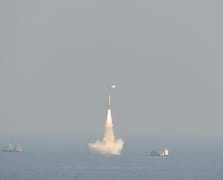 Hindistan, nükleer denizaltı INS Arighaat’tan K-4 uzun menzilli balistik füzeyi test etti