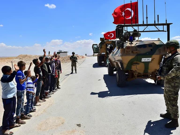Türk askeri neden Irak ve Suriye'de ?