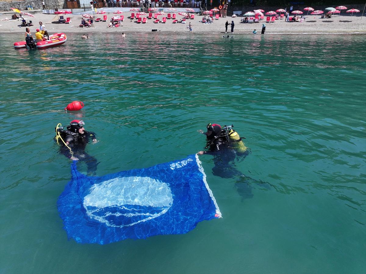 Düzce'nin turizm kenti Akçakoca'ya "mavi bayrak" tekrar kazandırıldı