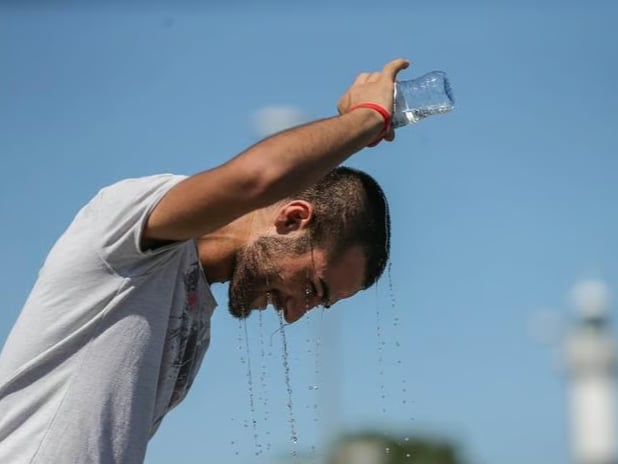 KKTC'de aşırı sıcaklar çalışma saatlerini değiştirdi