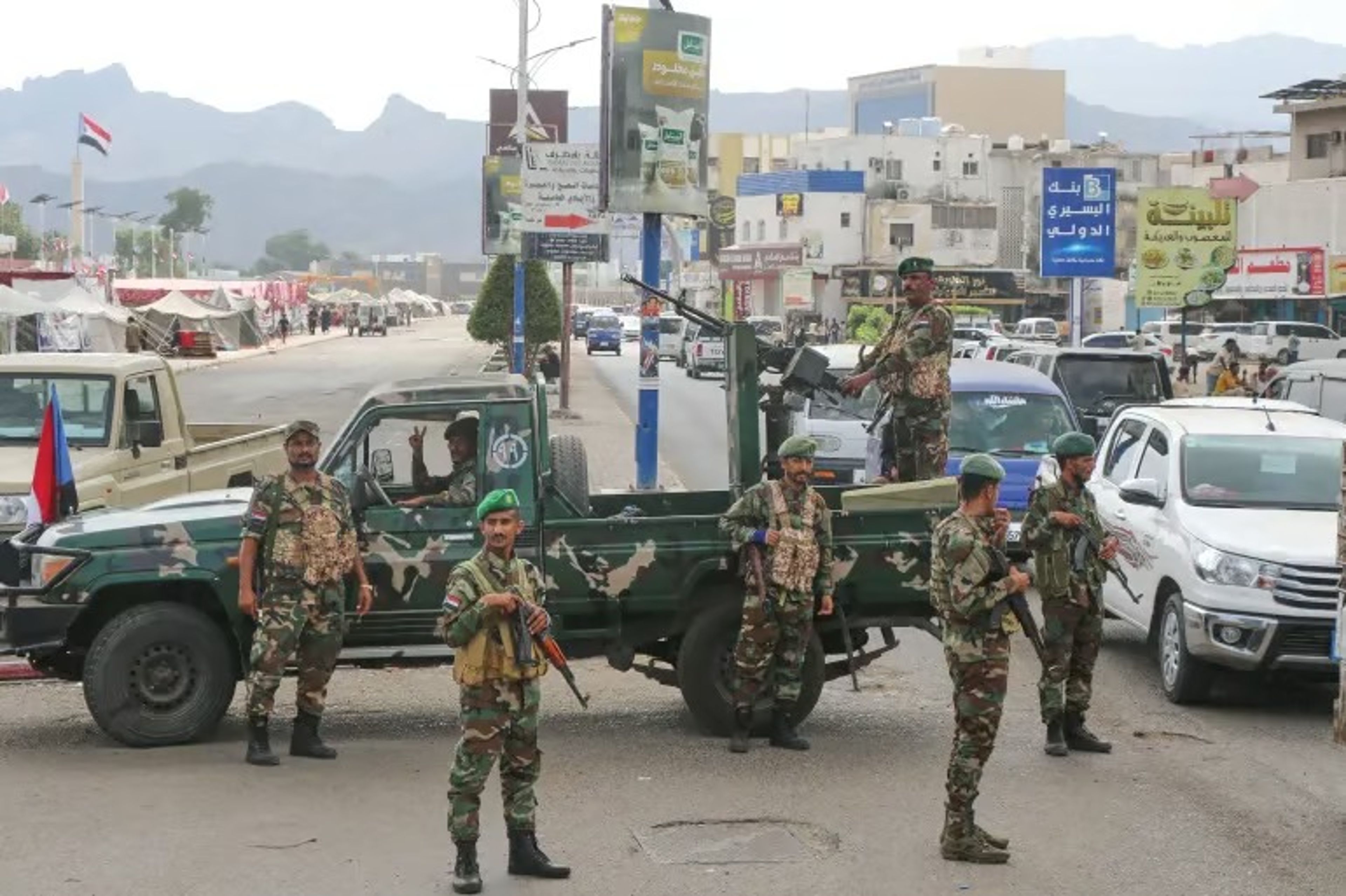 Yemen’de BAE destekli güçlerin stratejik kalesi düştü