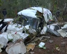 Hindistan'da uçak kazası: 7 ölü