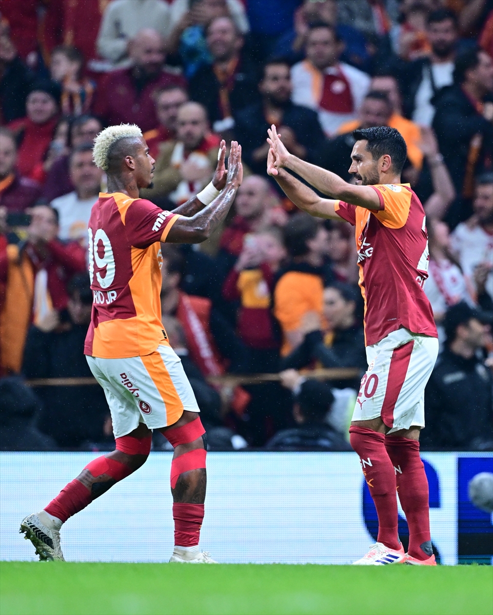 Galatasaray cevap verdi