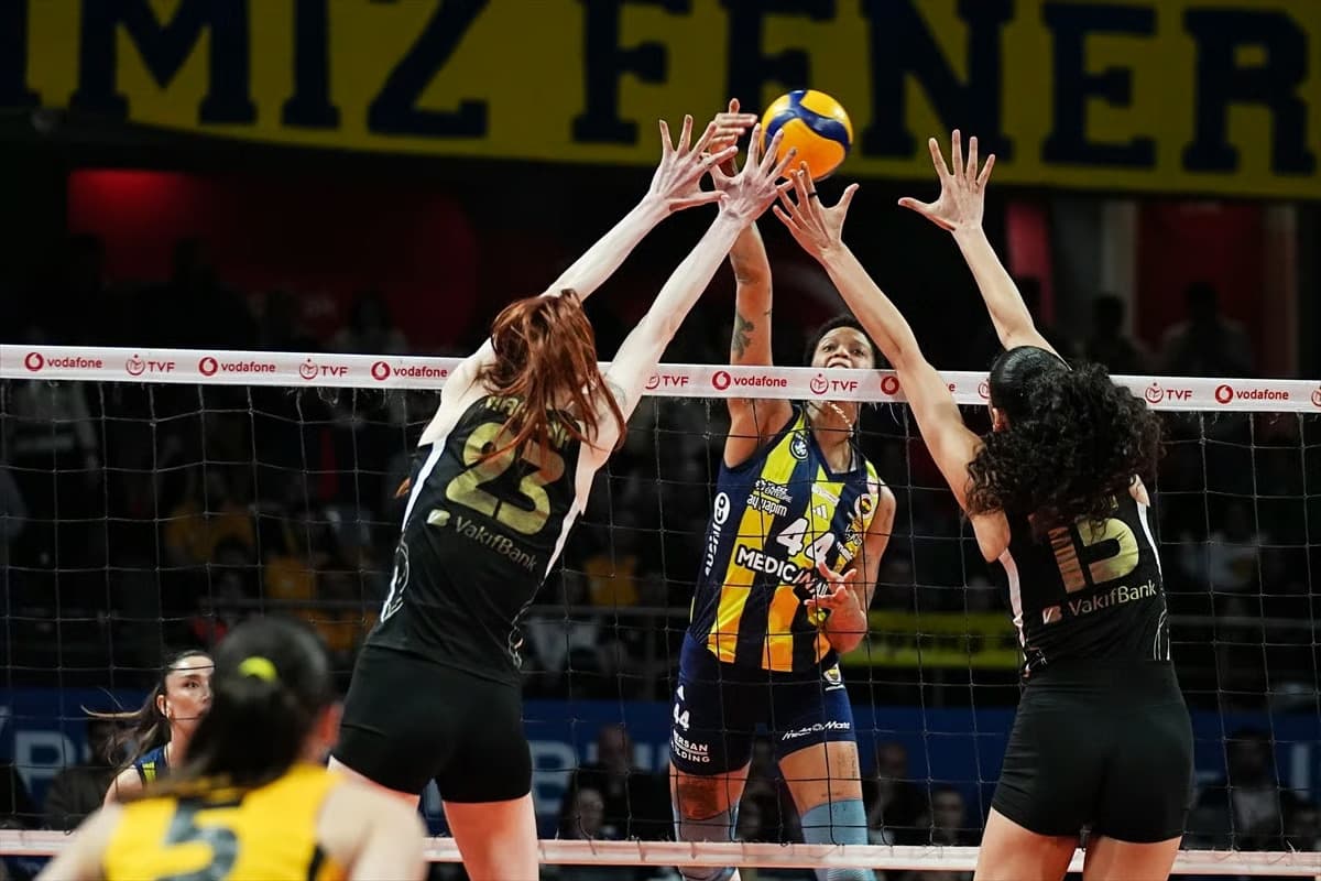 Sultanlar Ligi finalinde düğüm son maça kaldı: Fenerbahçe seriyi 2-2’ye getirdi