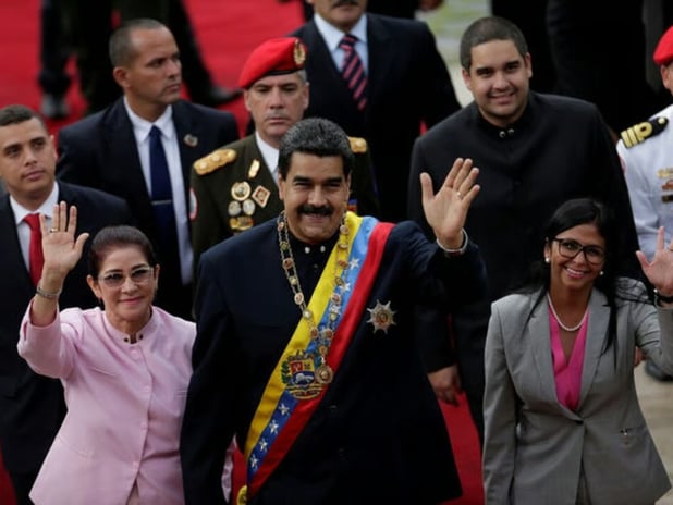 ABD'den Maduro'nun aile üyelerine ve petrol sektörüne yaptırım