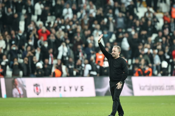 İki kupalı şampiyon yuvasına geri döndü: Beşiktaş, Sergen Yalçın ile anlaşma sağladı