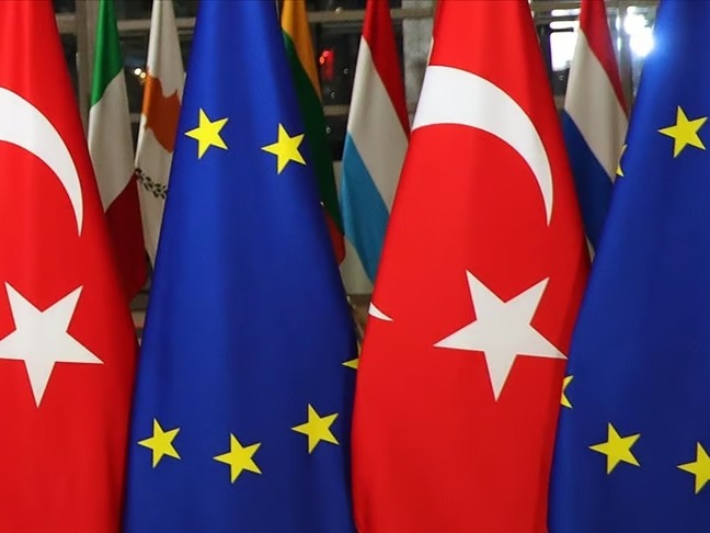 AB'den Türkiye'ye savunma projelerinde ortak alım çağrısı