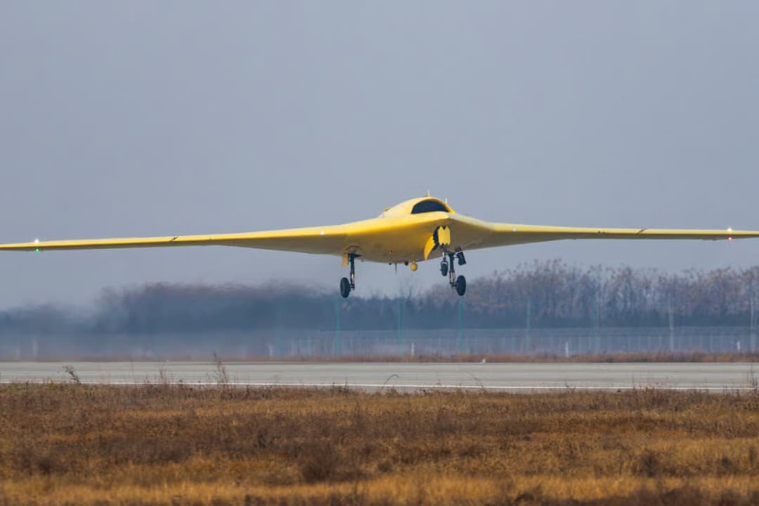 Çin’in yeni nesil Stealth İHA’sı CH-7 ilk uçuşunu tamamladı