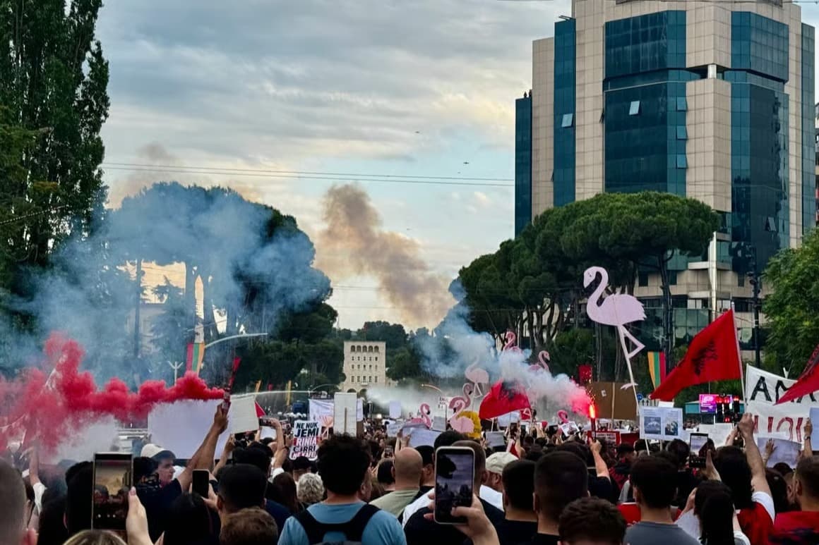 Arnavutluk'ta Kushner bağlantılı 4 milyar dolarlık projeye protesto